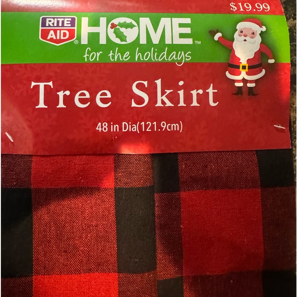 Brand New Buffalo Plaid Tree Skirt